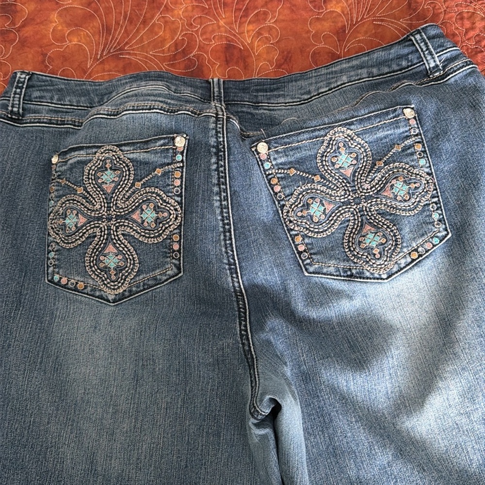 Women’s jeans